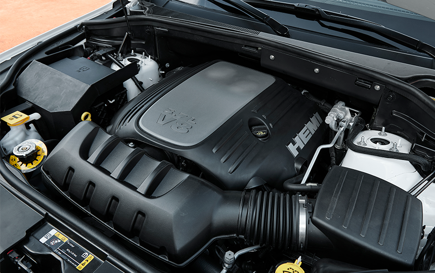 GRAND-CHEROKEE-LMT-V+Mesa-de-trabajo-4