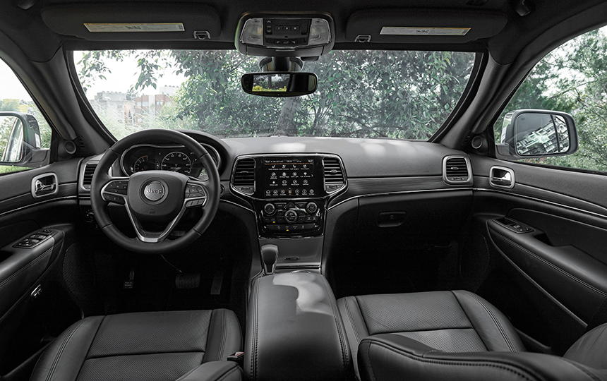 GRAND-CHEROKEE-LMT-V+Mesa-de-trabajo-6